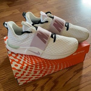 New Nike Women's In-Season TR 9 Training Shoes